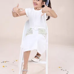 KiddoPanti Girls Round Neck Short Sleeves Jumper Dress With Front Sequence patch Pocket-image-2