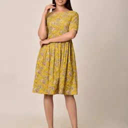 Ikk Kudi by Seerat Floral Printed Round Neck Cotton Dress-image-4