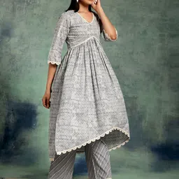 Libas Bandhani Printed Pleated Pure Cotton Kurta with Palazzos & With Dupatta image 5