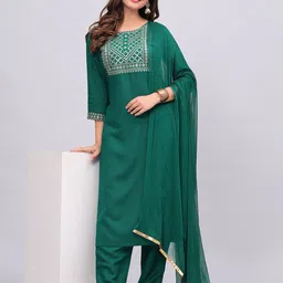 NEW4U Embroidered Regular Sequinned Kurta With Palazzos & Dupatta image 4