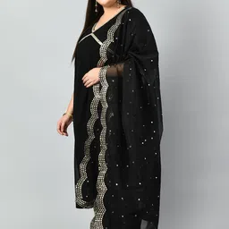 PrettyPlus by Desinoor.com Plus Size Mirror Work A-Line Kurta & Trousers With Dupatta image 4