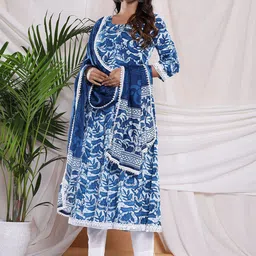 PARTHVI Women Printed Regular Thread Work Kurta with Trousers & With Dupatta image 4