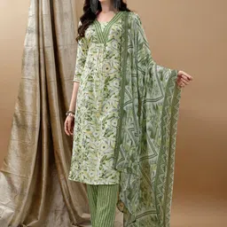 KALINI Women Floral Printed Regular Kurta with Trousers & With Dupatta-11