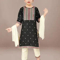 BAESD Girls Embroidered Regular Pure Cotton Kurta with Trousers & Dupatta-image-85