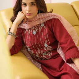 Sangria Embroidered Round Neck Straight Beads and Stones Kurta With Trouser & Dupatta-27