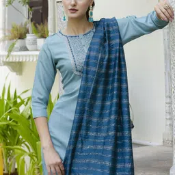 VredeVogel Geometric Embroidered Regular Sequinned Straight Kurta & Trouser With Dupatta image 2