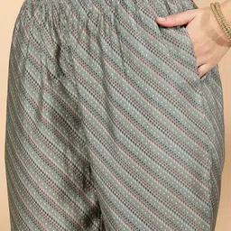 Nayam By Lakshita Paisley Printed Regular Chanderi Cotton Kurta with Palazzos & Dupatta image 3