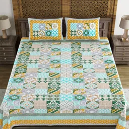 BLOCKS OF INDIA Green & White Ethnic Motifs 210 TC Cotton King Bedsheet Set-image-99