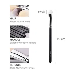 allure Eyeshadow Brush (232) image 2