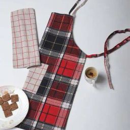 dhrohar Set of 2 Printed Apron & Towel image 2