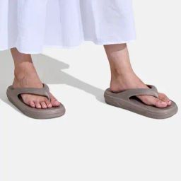 neemans Men T-Strap Flip-Flops with Round Toes image 5