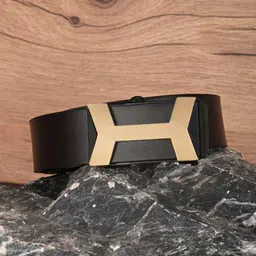 BuckleUp Men Textured Leather Slim Belt-image-35