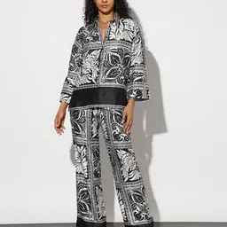 Floral Print Relaxed Fit Satin Twill Shirt with Side-Slit-image-13