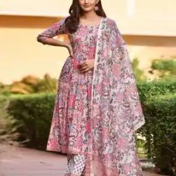 Women Floral Print Flared Kurta with Pants & Dupatta Set-image-45