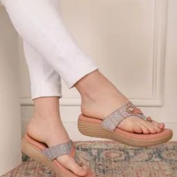 Women Thong-Strap Wedges-45