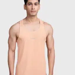 Printed Regular Sleeveless Vest-image-18