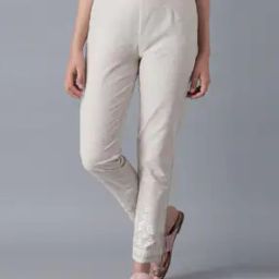 Printed Mid-Rise Pants-image-24