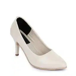 Pointed-Toe Pumps-1