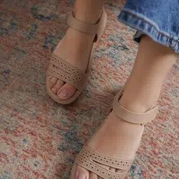 Women Heeled Sandals with Synthetic upper-image-50