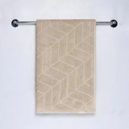 Geometric Design Bath Towel-image-26