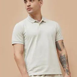 Men Solid Regular Fit T-shirt-image-4