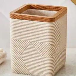 Senegal Gaze Polyresin Holder-32