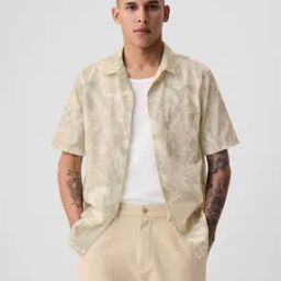 Short-Sleeve Linen Button-Down Shirt-image-10