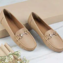 Women Flat Heeled Loafers with Round Toes-image-13