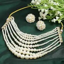 Women Gold-Plated Beaded Necklace & Earrings Set-picture-19