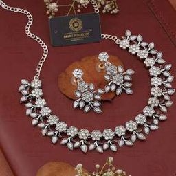 Women Necklace And Earrings Set-image-10