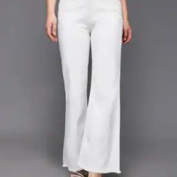 Women High-Rise Frayed Hem Stretchable Bootcut Jeans-image-39