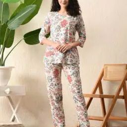 Women Floral Loungewear Set-image-41