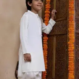 Boys Embroidered Kurta & Pyjamas Set-picture-33