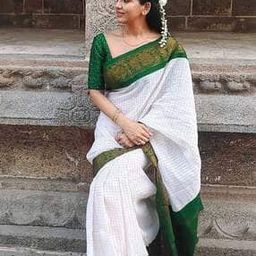 Checked Saree with Contrast Border-picture-38