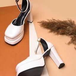 Women Regular Fit Chunky Heeled Sandals with Buckle Closure-image-24