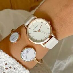 Women Analogue Watch With Bracelet-image-41