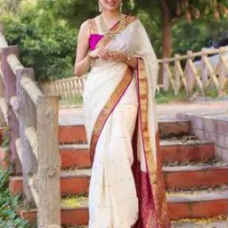 Floral Woven Saree with Contrast Border-picture-25