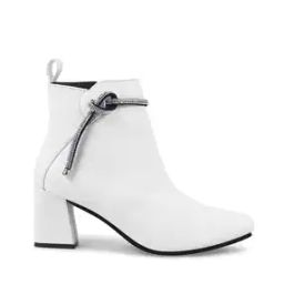 Round-Toe Boot with Slip-On Styling-picture-12