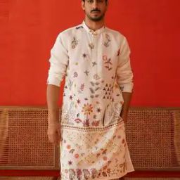 Men Floral Regular Fit Long Kurta-image-1