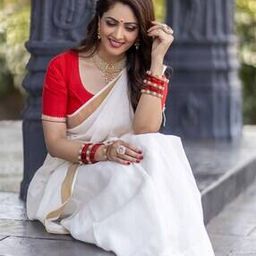 Woven Kasavu Saree with Contrast Border-image-84