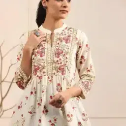revangi Women Floral Print A-Line Tunic-picture-1