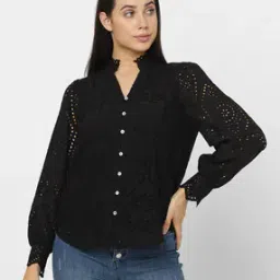 Women Regular Fit Schiffli Shirt-image-21
