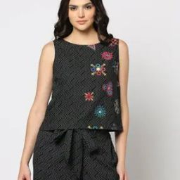 Women Chevron Print Round-Neck Top-picture-11