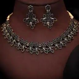Women Stone-Studded Necklace & Earings Set-image-95