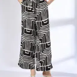 Women Printed Pleated Straight Fit Pants-image-69
