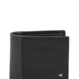 Bi-Fold Wallet with Embossed Logo-10