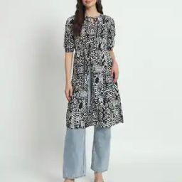 Women Printed Regular Fit Shrug with Puff Sleeves-36