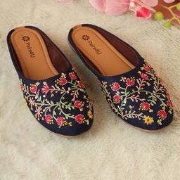 Women Embroidered Slip-On Mules-image-41