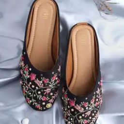 Women Juttis with Synthetic Upper-image-26