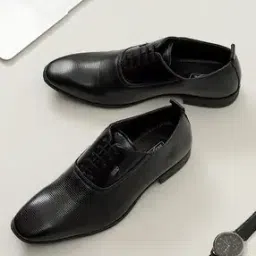 Lace-Up Formal Shoes-18